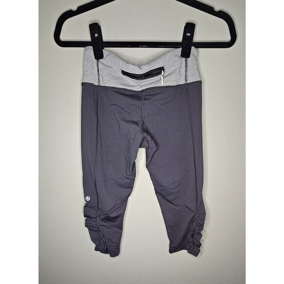 Lululemon Race With Grace Crop Soot Light / Wee Stripe White Ambient Grey Size 4 - Picture 2 of 4
